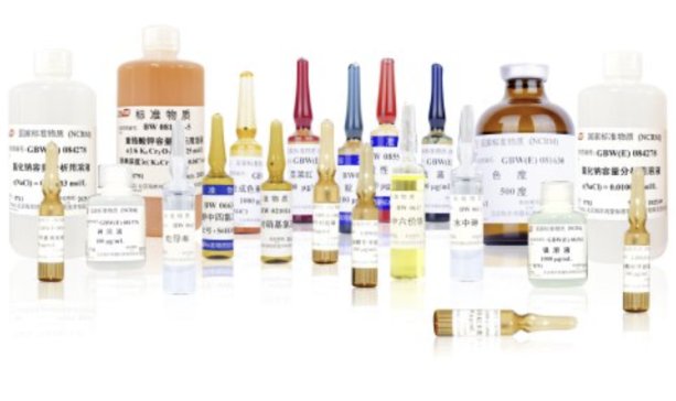 �������ɣ��ζ�Һ�ڻ��W�����еđ����c�˜ʻ�