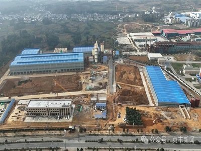 ɽ�|̼���}���������F������һ�����Լ�����