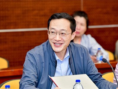 �����ɣ��Ƅ�ʯīϩ�lչ�����I��