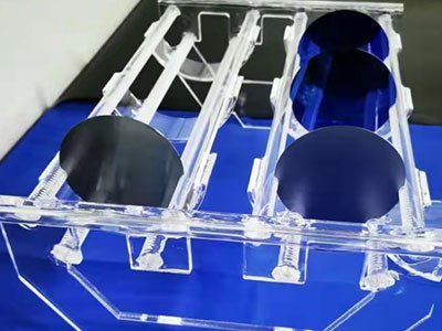 �����·��о�� ���󣬸߼�ʯӢ������ΝM�㣿