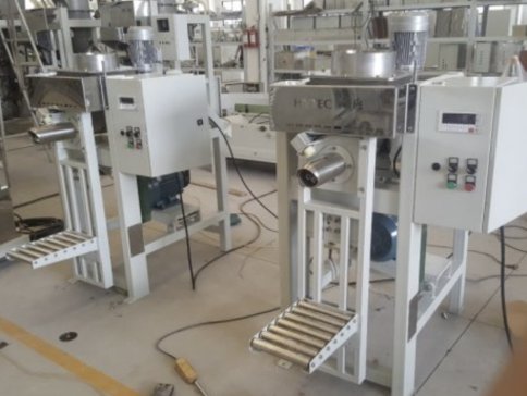 ���¹��I�s�@���������ʰ��b�Q�ؼ��g��������