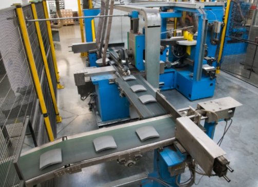 ������������Q��܇�x܇Ƭ���a��ˇ�еĳ��m�y�}