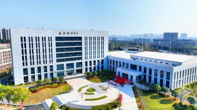 �����²����c���M(j��n)�ӹ�ȫ�����c(di��n)��(sh��)�(y��n)�ң�������ͬ���