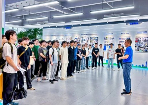 ���մ�W�Cеϵ�W�����M�Ϸ��Lꑣ���̽����δ��