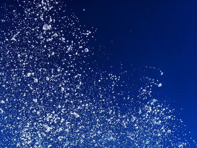 ���ȷ����������䷨���Ҙ˜ʼ�У��Ҏ����؞����8��15�ա��Ϻ����_�ň���