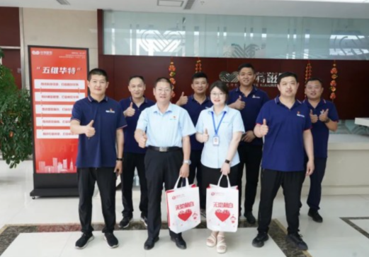 �tɫ���£��A�ش�늼��F�@���^