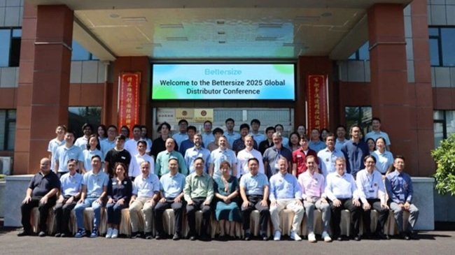 2025������＾���H�����̴���A�M��Ļ