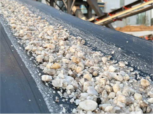 ��ʯӢ�ἃ���ɡ������M(j��n)�Ժ͜�(zh��n)�_�ԣ����ǿ�Մ��