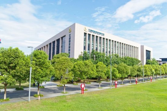 �����~�I���g�о�Ժ���޹�˾����ϯ2025IPIE�Ϻ����H�߶˷��w�b���c�ƌW�x��չ�[��