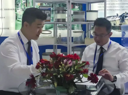 �{�S�����cTapis���F(tu��n)(li��n)�ϳ������m�I(y��ng)�N������(w��)����