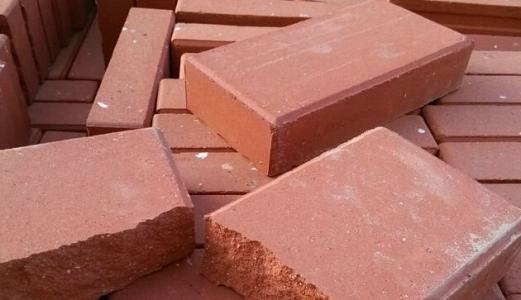 ���w�n��.���A(ch��)ƪ���մ�͸ˮ�u�c�����u�Ĵ�ͬ