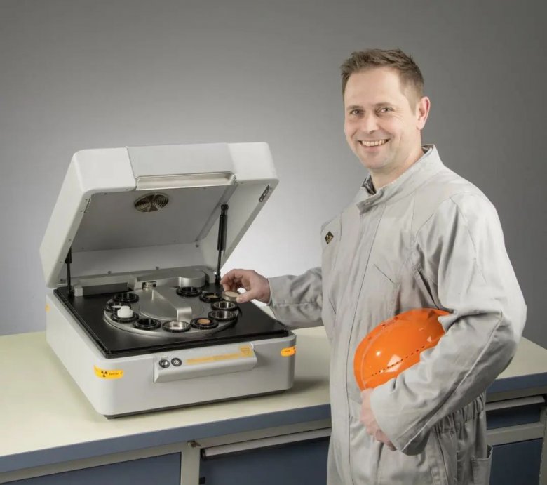 115250_600924_gsdt.jpg 115250_600924_gsdt.jpg