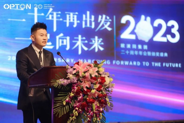 160354_399121_gsdt.jpg 160354_399121_gsdt.jpg