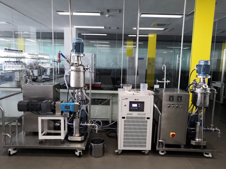 091042_585179_jswz.jpg 真空乳化機.jpg