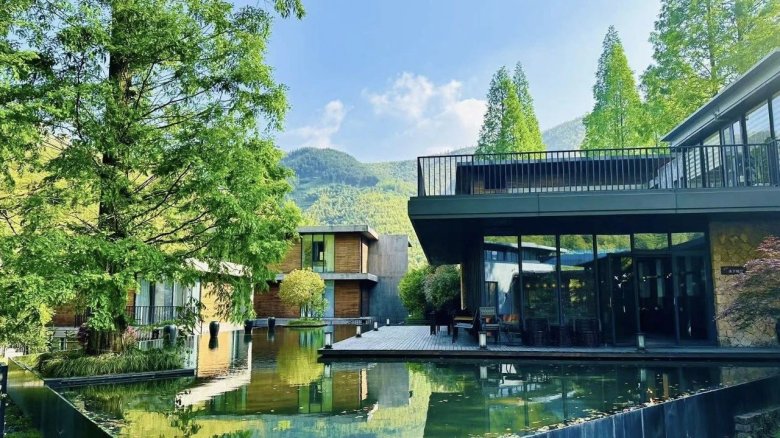 111014_041564_gsdt.jpg v5.jpg