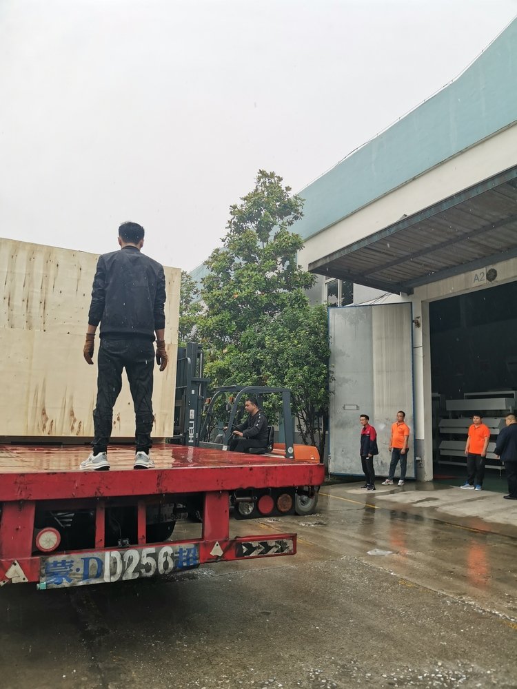 092250_961876_gsdt.jpg 092250_961876_gsdt.jpg