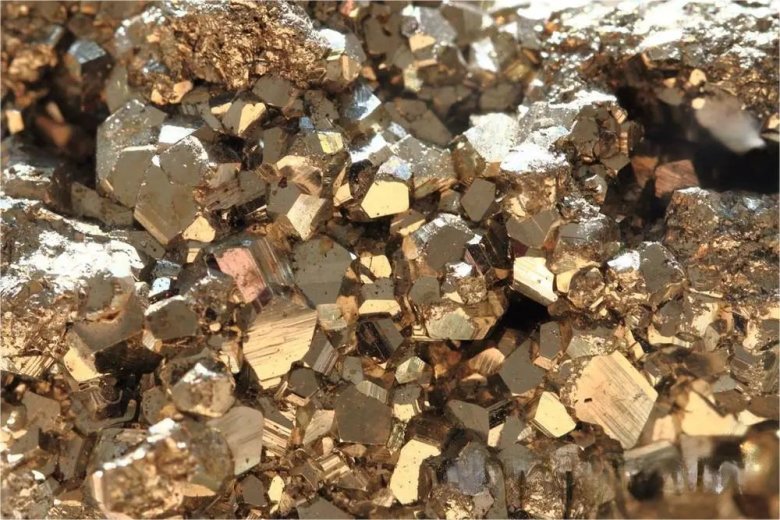 104700_640124_gsdt.jpg 104700_640124_gsdt.jpg