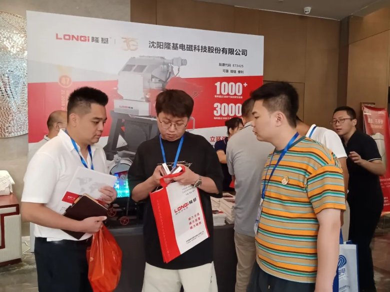 095548_878892_gsdt.jpg 095548_878892_gsdt.jpg