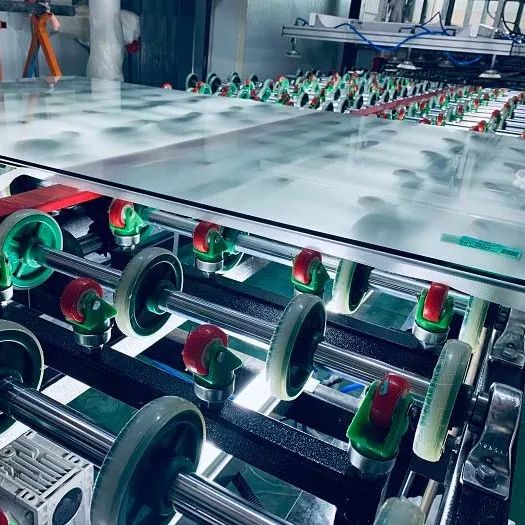 084043_060427_gsdt.jpg 084043_060427_gsdt.jpg