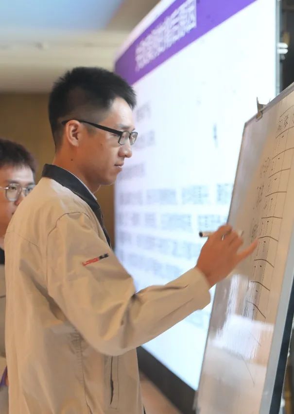 102852_570341_gsdt.jpg 102852_570341_gsdt.jpg