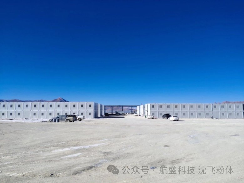 090722_880973_gsdt.jpg 090722_880973_gsdt.jpg