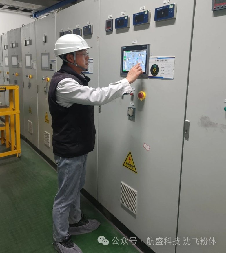 091105_830698_gsdt.jpg 091105_830698_gsdt.jpg