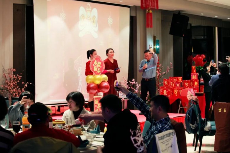 165423_161442_gsdt.jpg 165423_161442_gsdt.jpg