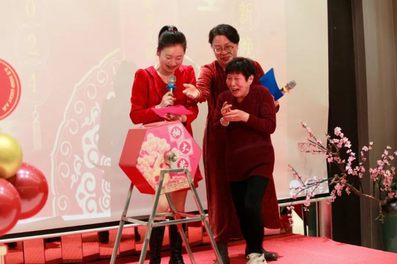 165425_392947_gsdt.jpg 165425_392947_gsdt.jpg