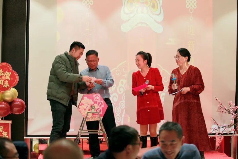 165425_624084_gsdt.jpg 165425_624084_gsdt.jpg