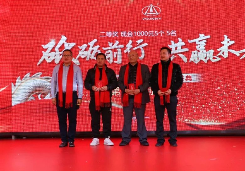 114756_370739_gsdt.jpg 114756_370739_gsdt.jpg