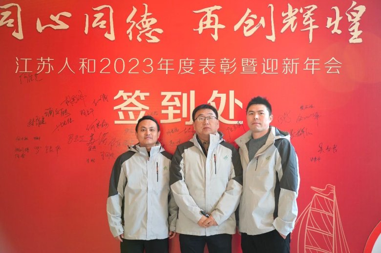 110716_531928_gsdt.jpg 110716_531928_gsdt.jpg