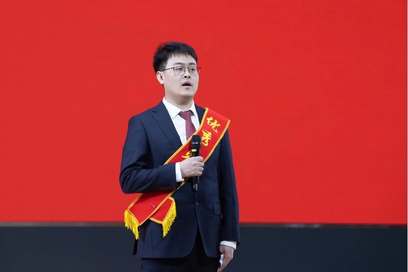 083339_381994_gsdt.jpg 083339_381994_gsdt.jpg