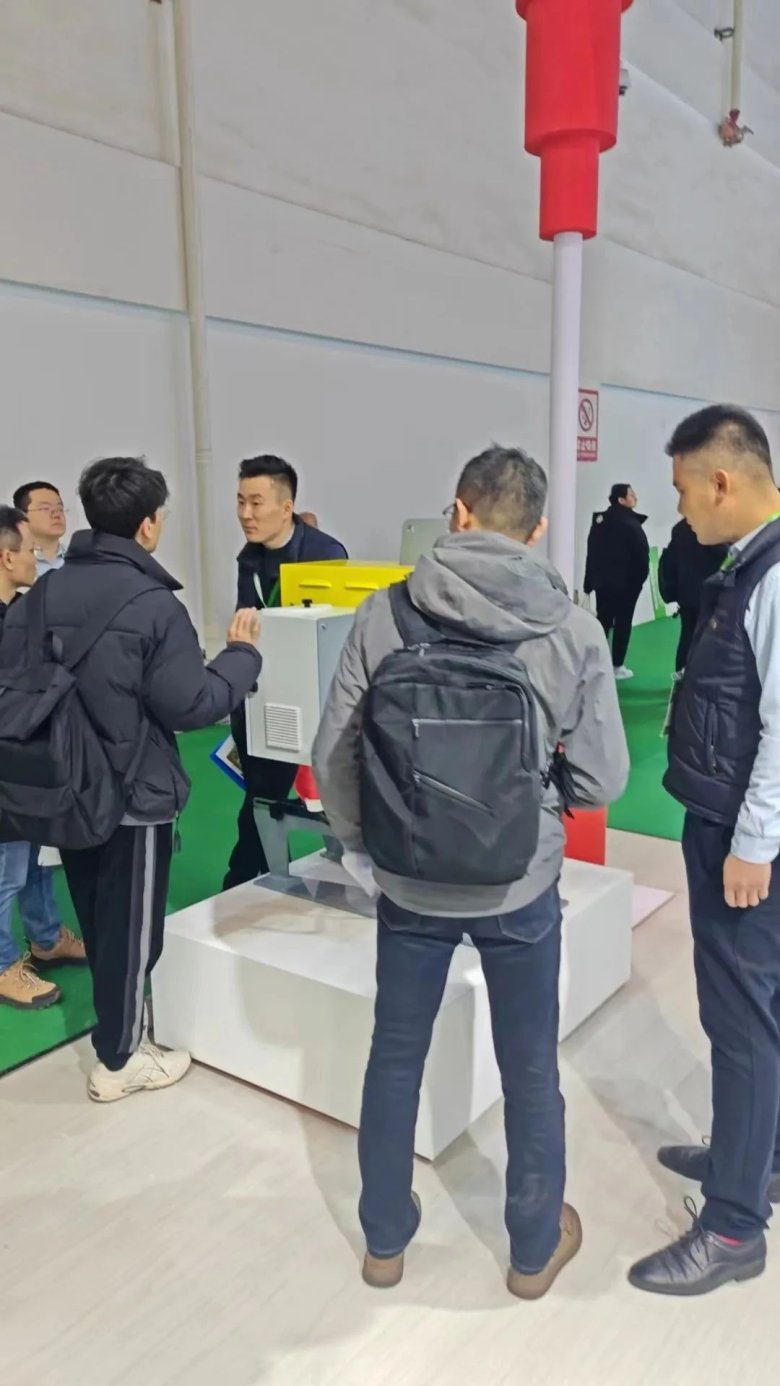 085006_582031_gsdt.jpg 085006_582031_gsdt.jpg