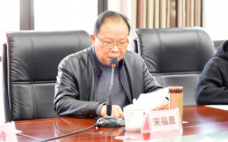 084258_156821_gsdt.jpg 084258_156821_gsdt.jpg