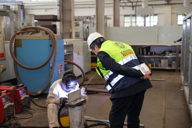 105238_098493_gsdt.jpg 105238_098493_gsdt.jpg