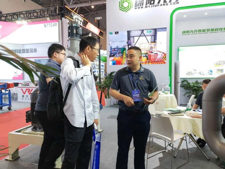 092650_787338_gsdt.jpg 092650_787338_gsdt.jpg