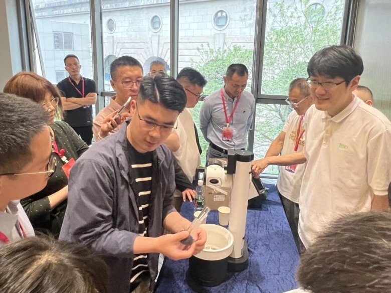 102510_719143_gsdt.jpg 14.jpg