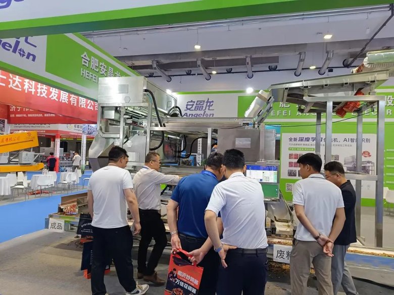 091613_082978_gsdt.jpg 091613_082978_gsdt.jpg