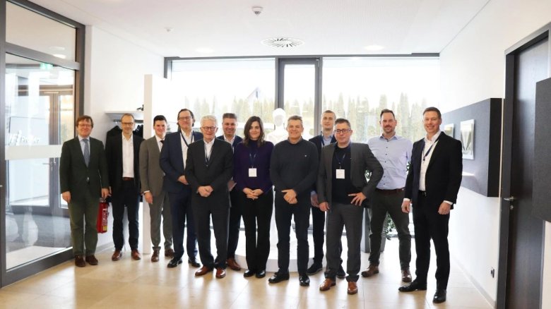 170733_021888_gsdt.jpg 170733_021888_gsdt.jpg