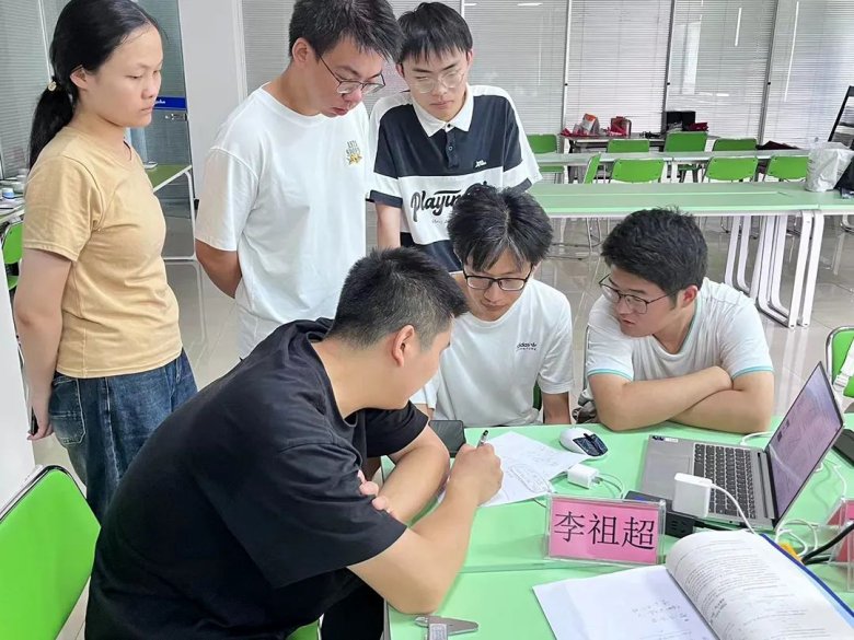 143408_572413_gsdt.jpg 143408_572413_gsdt.jpg