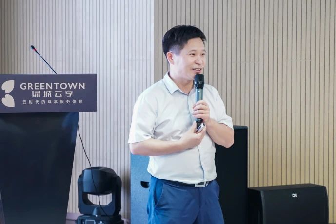 084427_329759_gsdt.jpg 084427_329759_gsdt.jpg