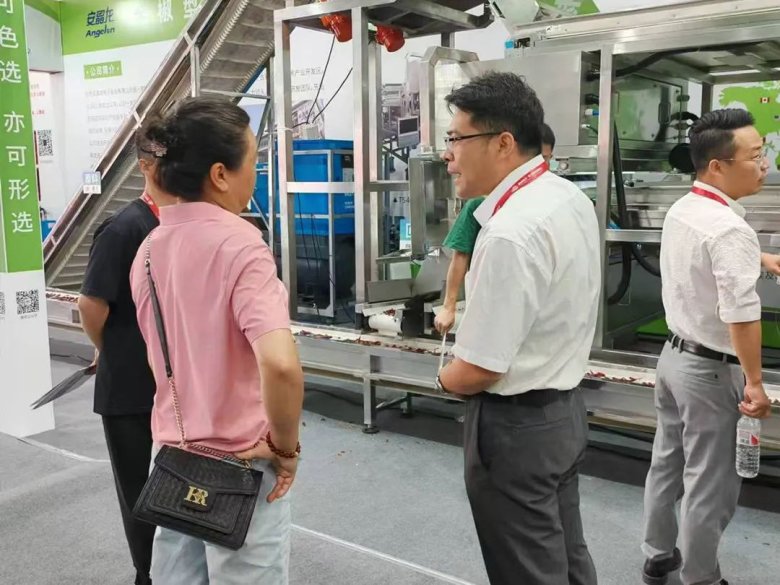 090137_942130_gsdt.jpg 090137_942130_gsdt.jpg