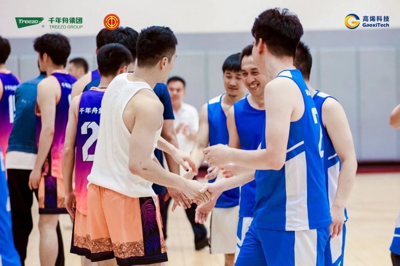 083233_207897_gsdt.jpg 083233_207897_gsdt.jpg