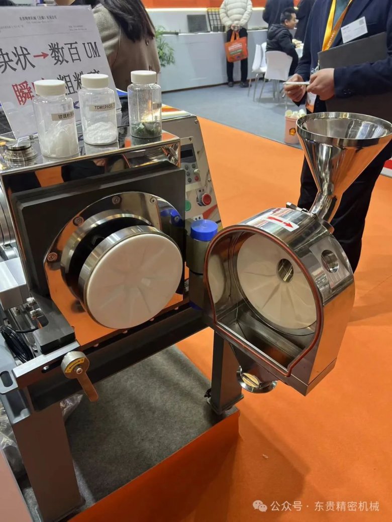 083711_955713_gsdt.jpg 083711_955713_gsdt.jpg