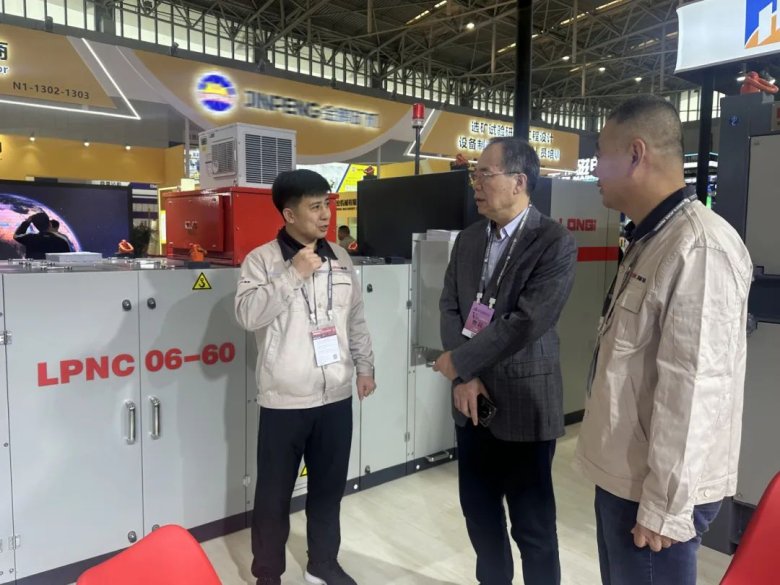 163659_832203_gsdt.jpg 163659_832203_gsdt.jpg