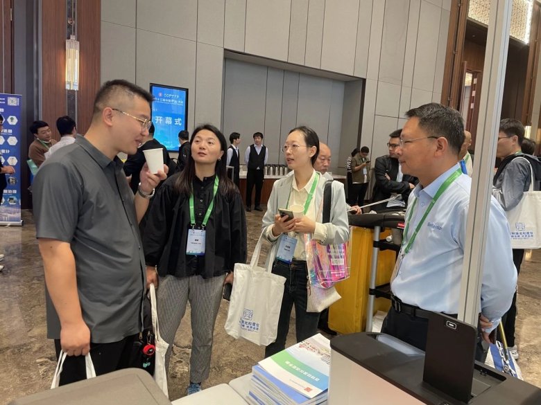 090756_679630_gsdt.jpg 090756_679630_gsdt.jpg