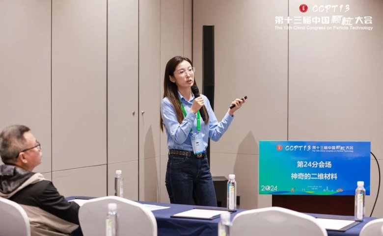 091109_697837_gsdt.jpg 091109_697837_gsdt.jpg