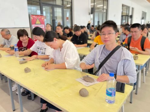 085623_268379_gsdt.png 085623_268379_gsdt.png