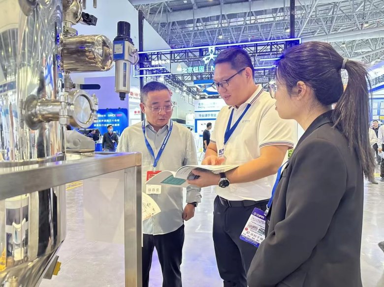 展會現場.jpg 展會現場.jpg