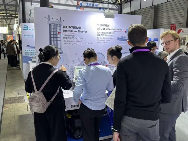 175351_738988_gsdt.jpg 175351_738988_gsdt.jpg